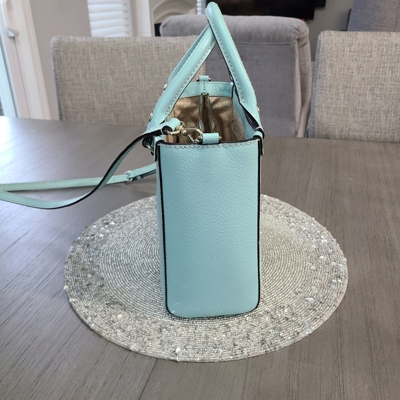 EUC - Kate Spade ♠️ Crossbody Bag w/bag charm - Picture 5 of 16